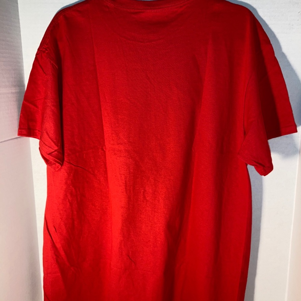 T-Shirt - Picture 5 of 8